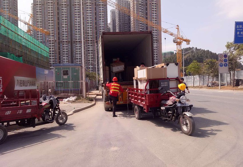 服务规范化确保物品安全，广州天河区搬家找众民！