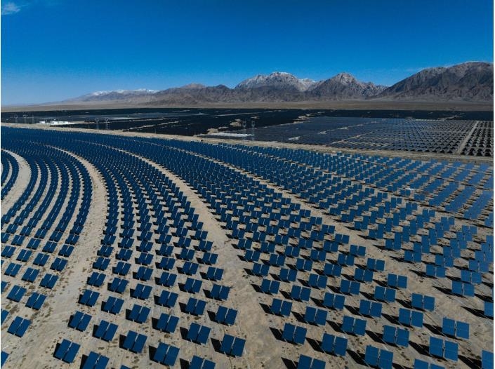 2024年我国新材料产业总产值预计将超8万亿元(图1)