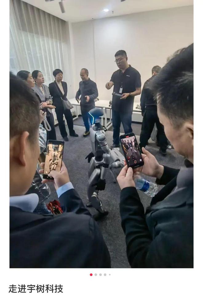 参观中国最火公司黄牛收费 3000人(图5)