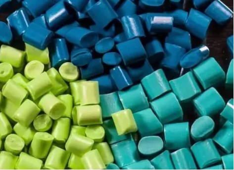 超高分子量聚乙烯 高性能材料需求旺盛 产能规划激增 2035年消费量或突破120万吨