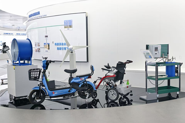 青春红岩｜明月湖畔新材料“星火”正燎原