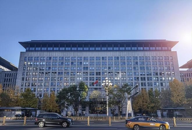 谈不拢就打！中国正式下达第77号令对日涨价开始高市故作镇定(图6)