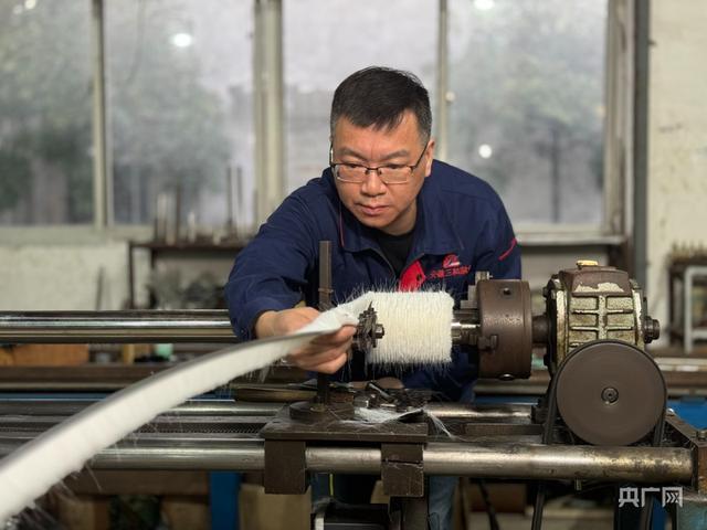 【你好小镇】安徽源潭：“刷”新未来(图3)