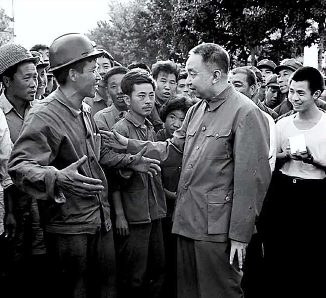 华国锋与大女儿苏玲苏玲：长相忠厚朴实模样酷似父亲(图6)